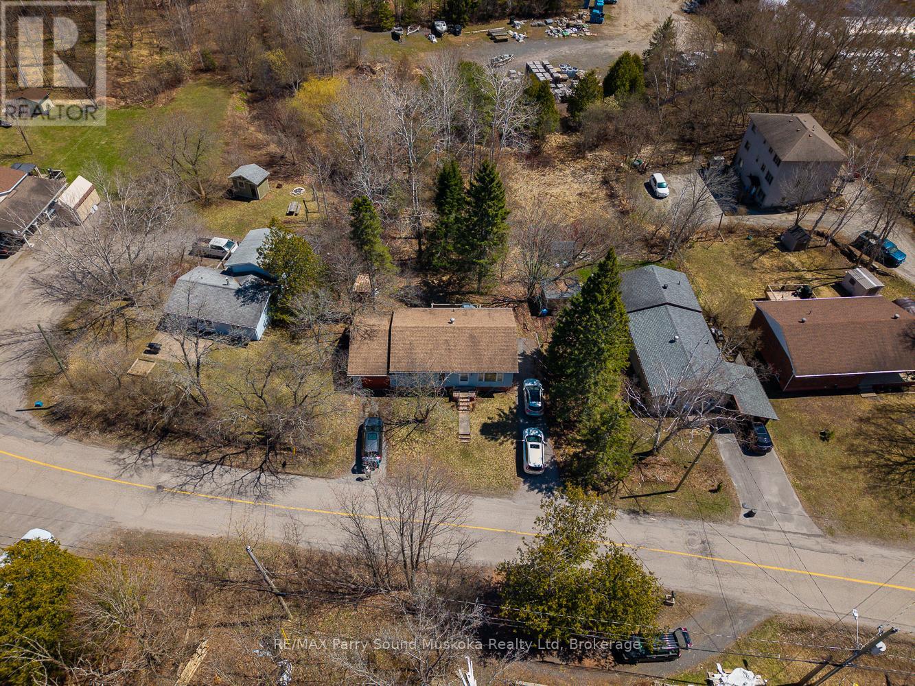 15 Louisa Street, Parry Sound, Ontario  P2A 2V3 - Photo 4 - X13059942