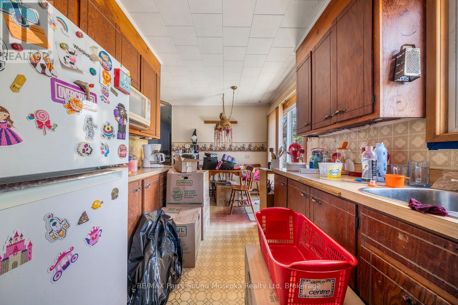 15 Louisa Street, Parry Sound, Ontario  P2A 2V3 - Photo 9 - X13059942