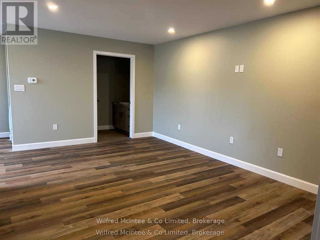 1 - 187 Balaklava Street, Arran-Elderslie, Ontario  N0G 2N0 - Photo 8 - X13060066