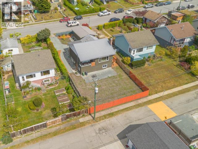 5461 Maple Ave, Powell River, British Columbia   - Photo 21 - 19839