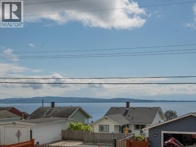 5461 Maple Ave, Powell River, British Columbia   - Photo 47 - 19839