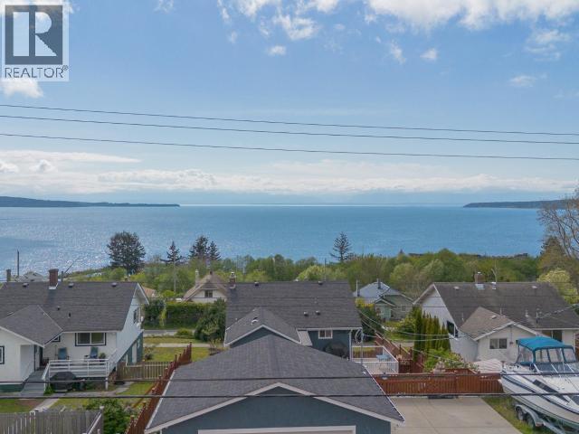 5461 Maple Ave, Powell River, British Columbia   - Photo 56 - 19839