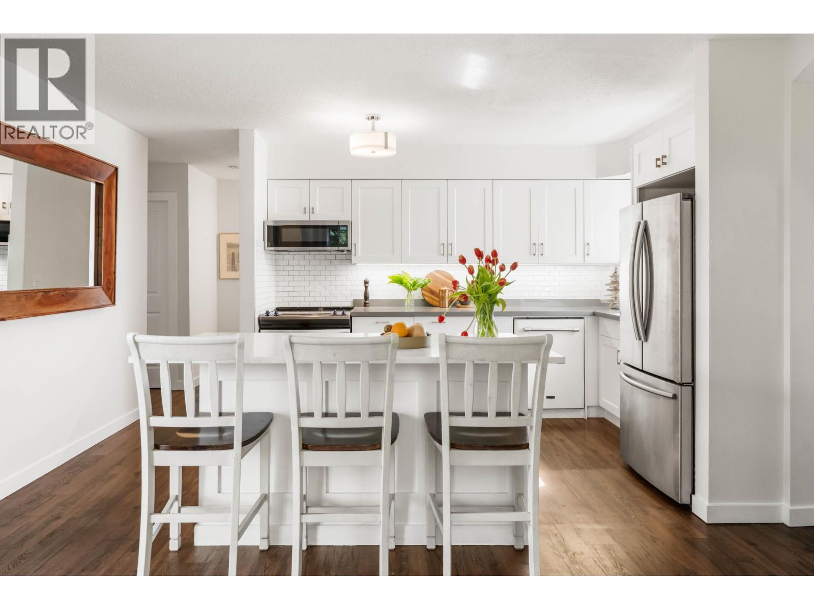 19764 Wildcrest Avenue, Pitt Meadows, British Columbia  V3Y 1M2 - Photo 8 - R3117319