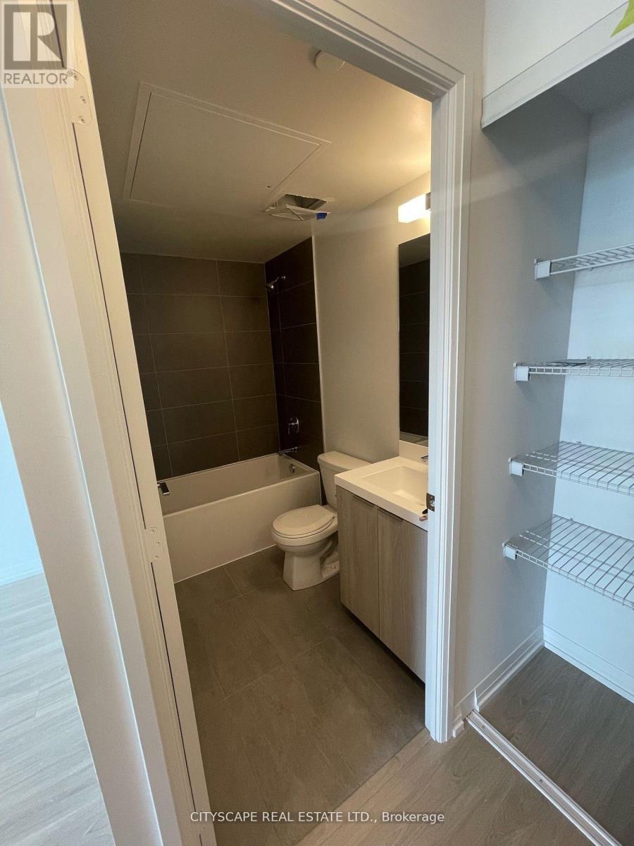 4315 - 8 Widmer Street, Toronto, Ontario  M5V 0W6 - Photo 5 - C13059916