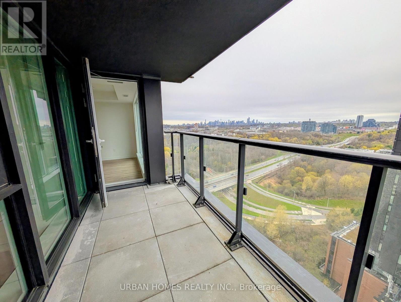 1901 - 5 Quarrington Lane, Toronto, Ontario  M3C 0S4 - Photo 17 - C13059946