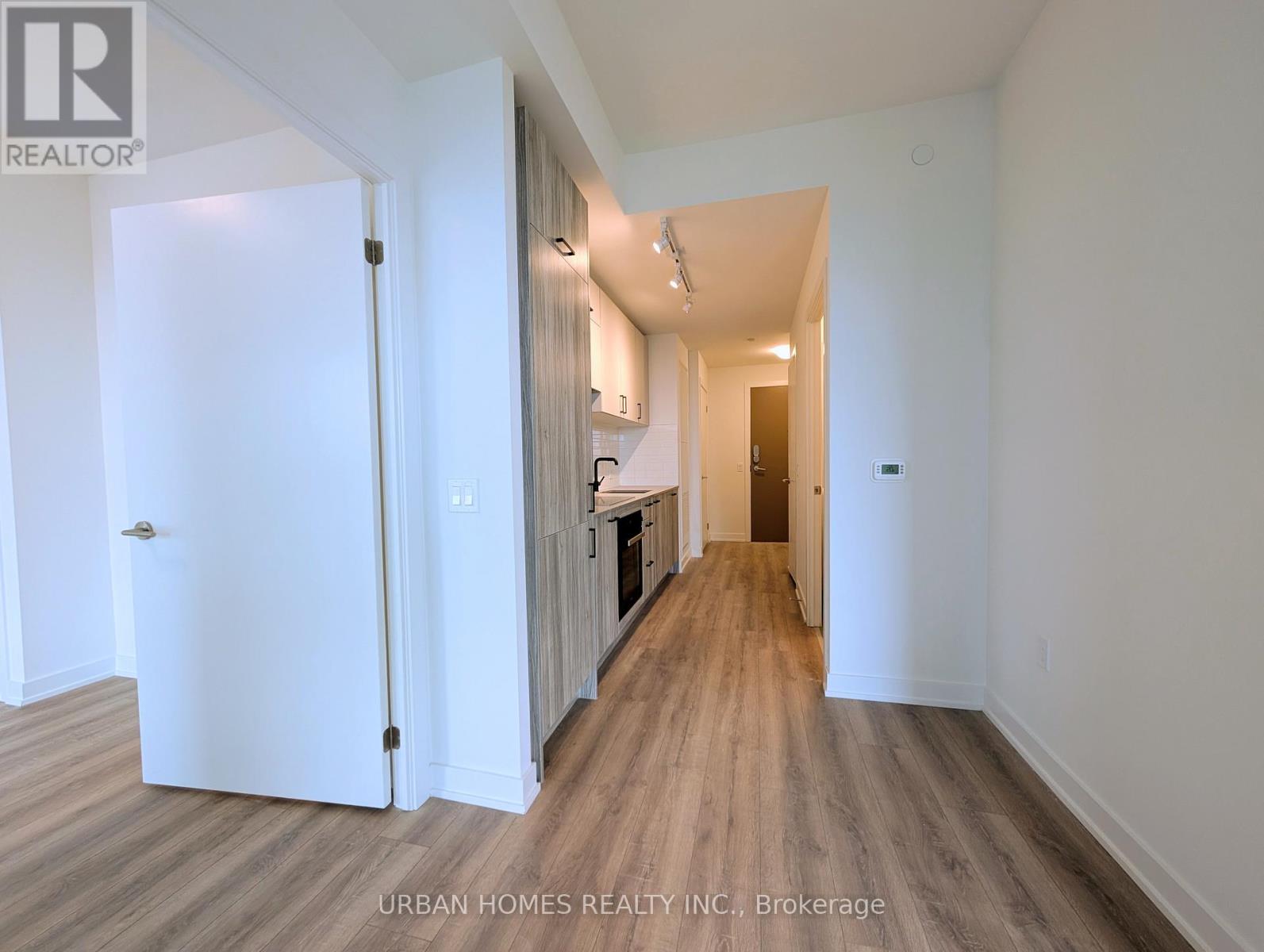 1901 - 5 Quarrington Lane, Toronto, Ontario  M3C 0S4 - Photo 6 - C13059946
