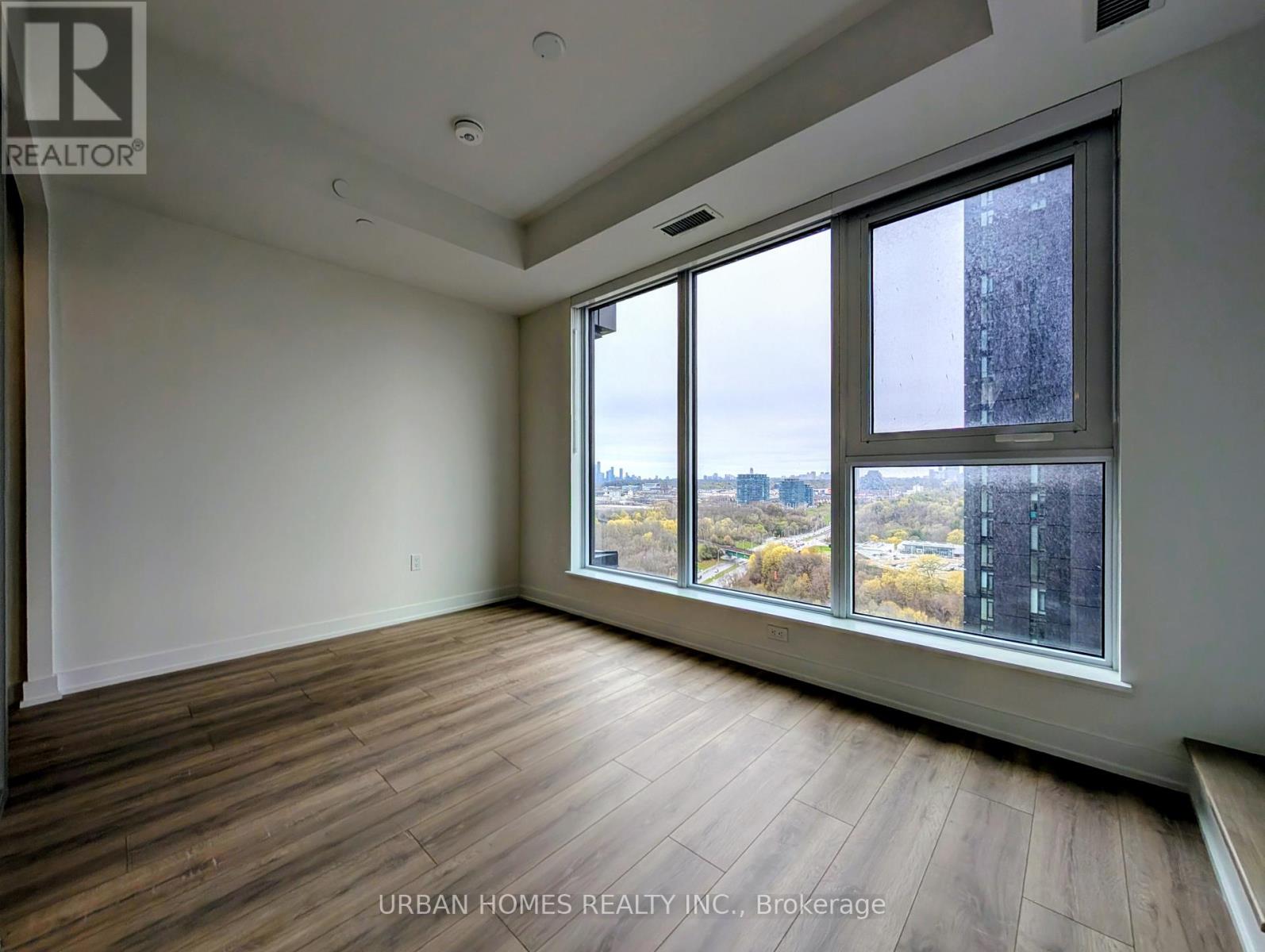 1901 - 5 Quarrington Lane, Toronto, Ontario  M3C 0S4 - Photo 7 - C13059946