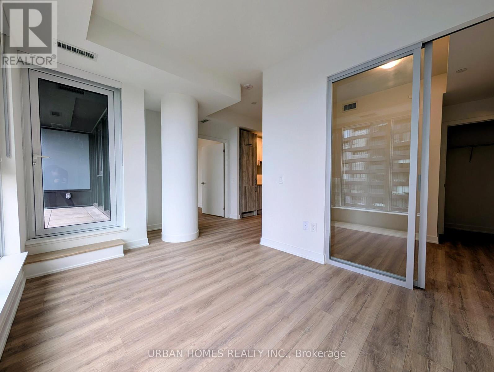 1901 - 5 Quarrington Lane, Toronto, Ontario  M3C 0S4 - Photo 8 - C13059946