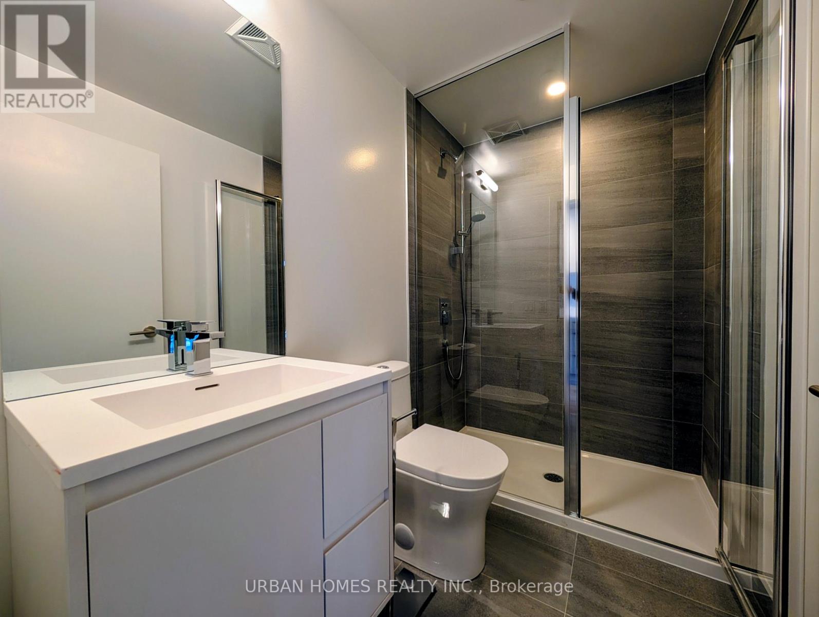 1901 - 5 Quarrington Lane, Toronto, Ontario  M3C 0S4 - Photo 9 - C13059946