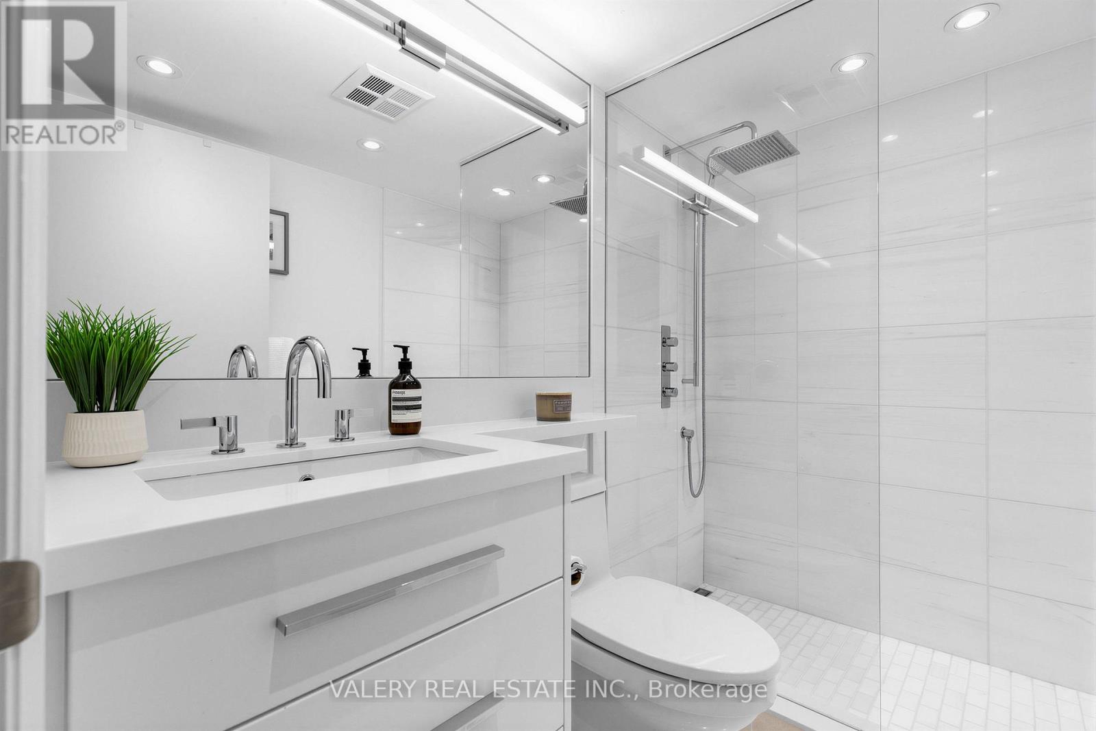 1009 - 300 Bloor Street E, Toronto, Ontario  M4W 3Y2 - Photo 12 - C13059994