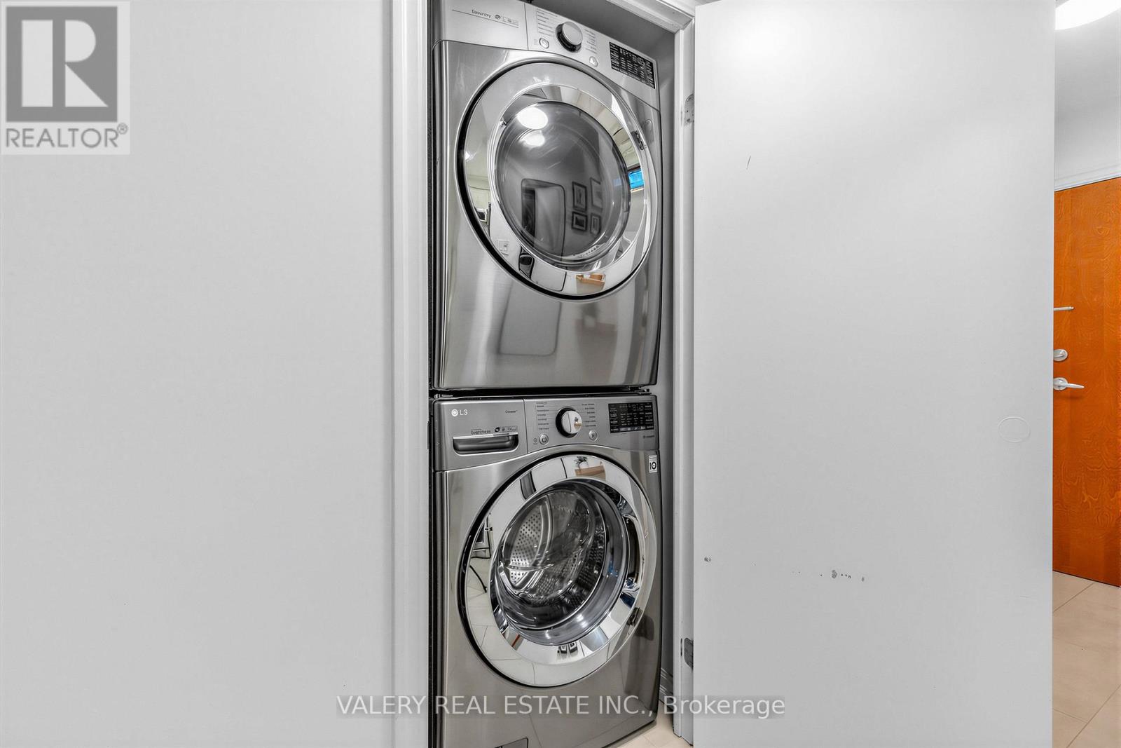 1009 - 300 Bloor Street E, Toronto, Ontario  M4W 3Y2 - Photo 18 - C13059994