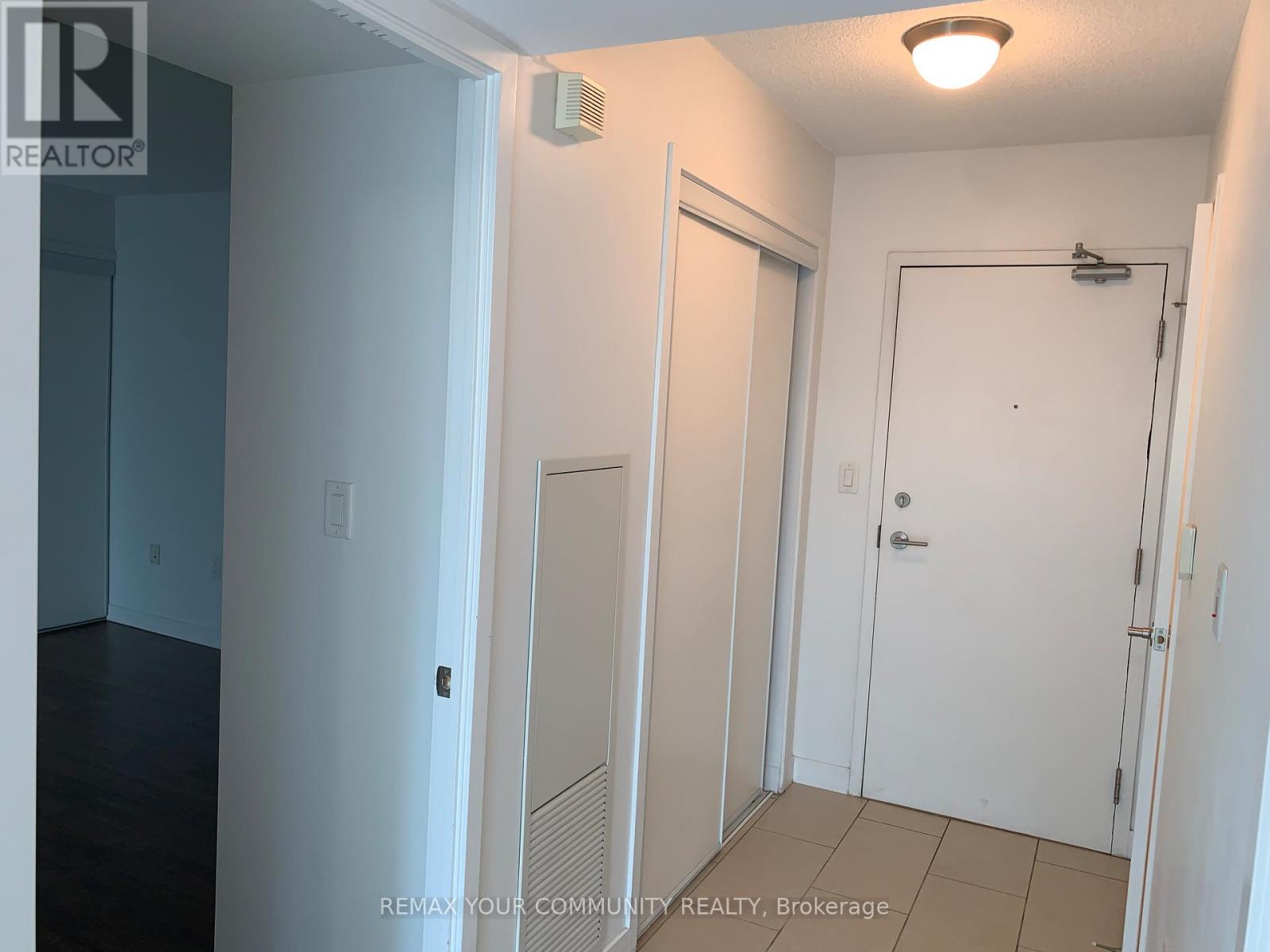 518 - 15 Brunel Court, Toronto, Ontario  M5V 3Y6 - Photo 16 - C13060060