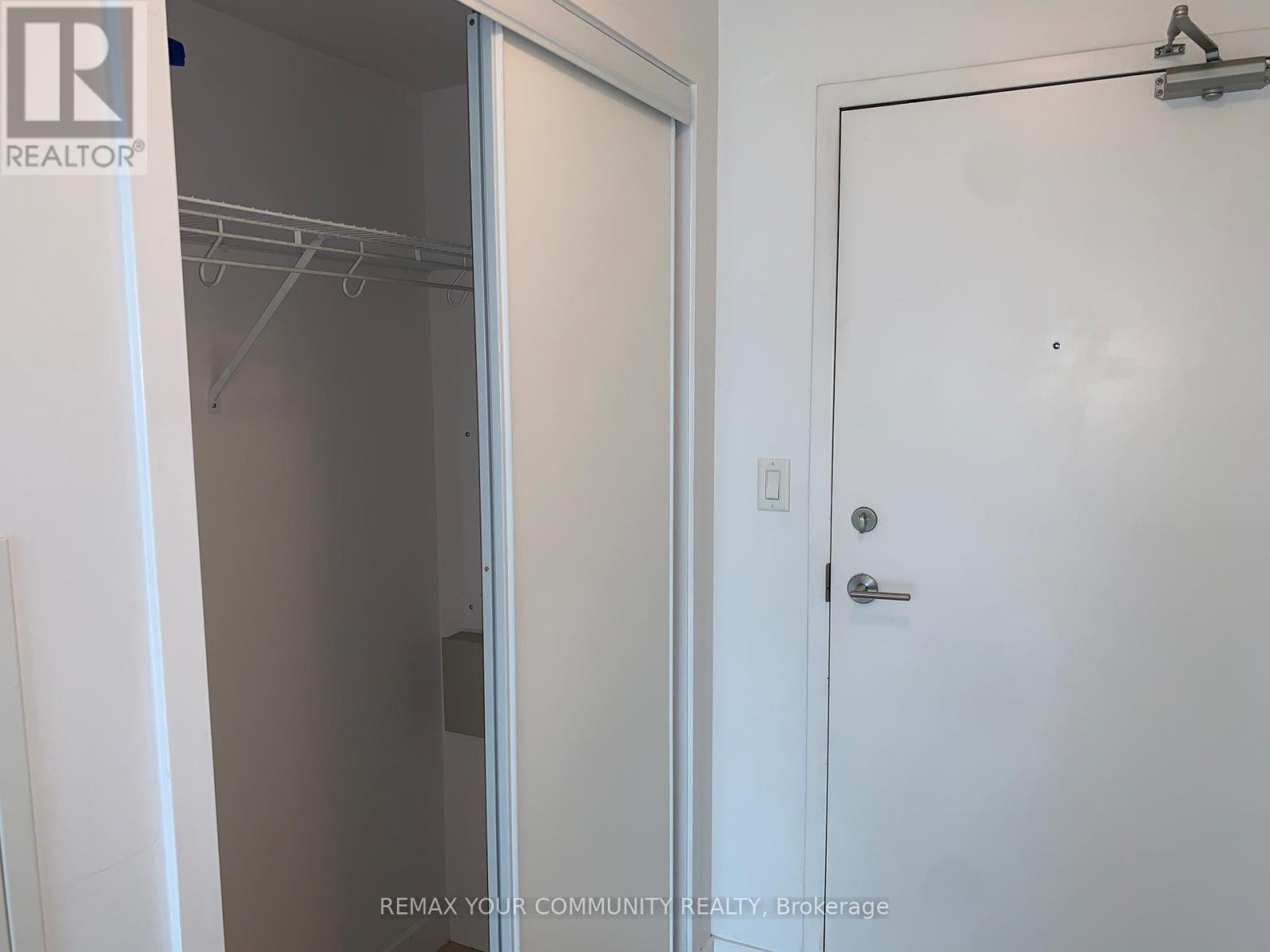 518 - 15 Brunel Court, Toronto, Ontario  M5V 3Y6 - Photo 17 - C13060060