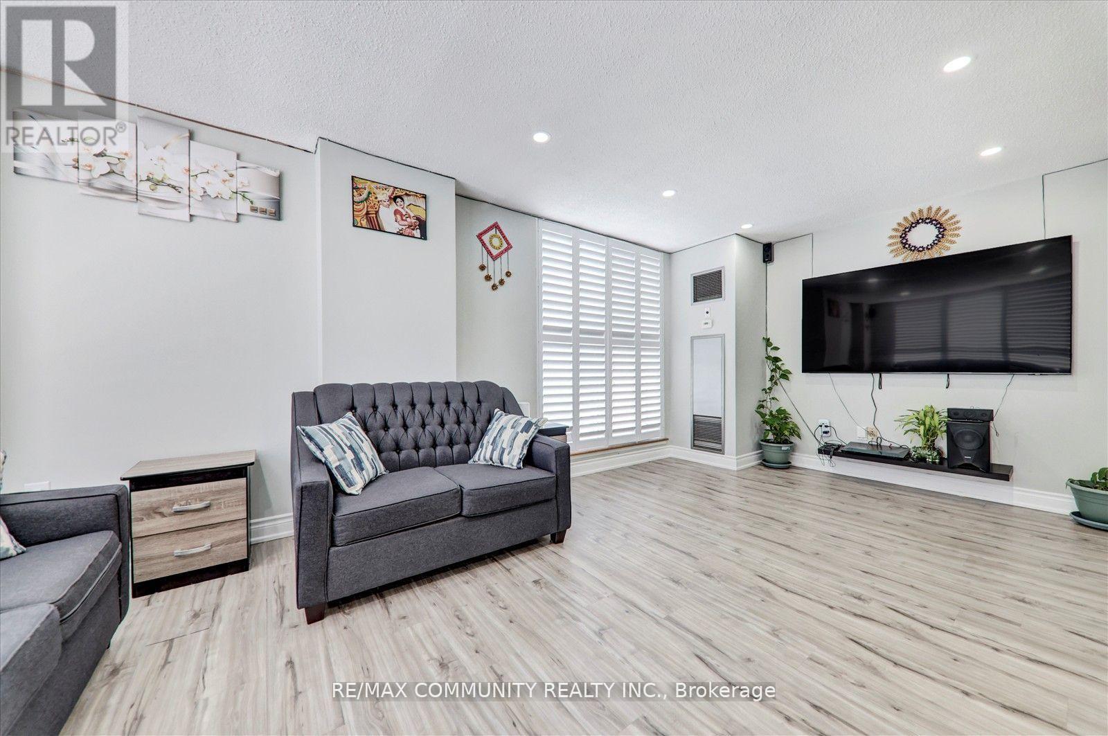 Ph11 - 430 Mclevin Avenue, Toronto, Ontario  M1B 5P1 - Photo 12 - E13059944