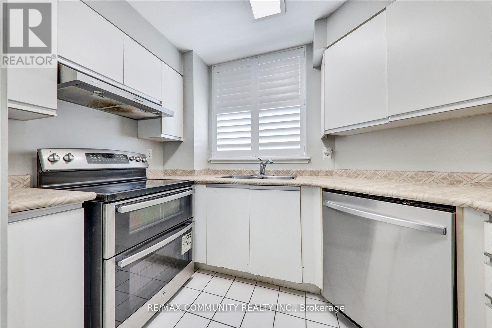 Ph11 - 430 Mclevin Avenue, Toronto, Ontario  M1B 5P1 - Photo 14 - E13059944