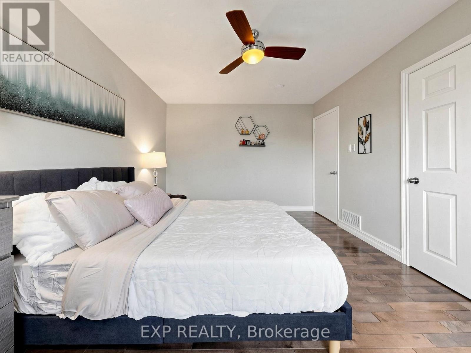 598 Stonebridge Lane, Pickering, Ontario  L1W 3B3 - Photo 25 - E13059950