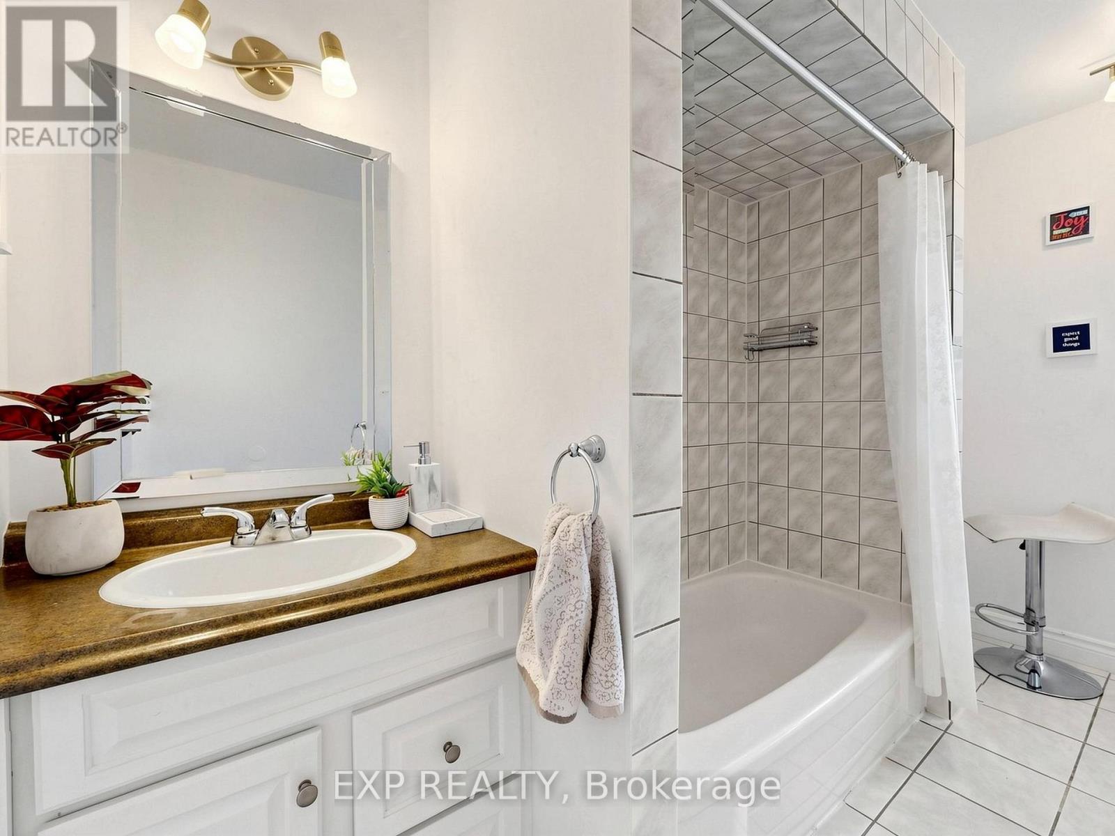 598 Stonebridge Lane, Pickering, Ontario  L1W 3B3 - Photo 33 - E13059950