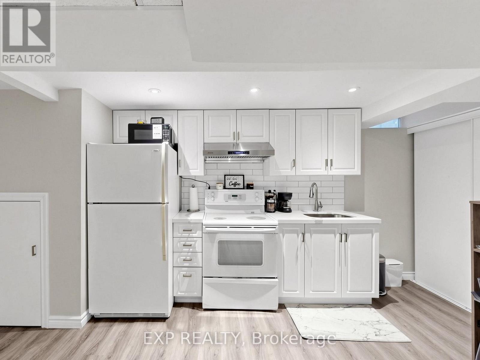 598 Stonebridge Lane, Pickering, Ontario  L1W 3B3 - Photo 39 - E13059950