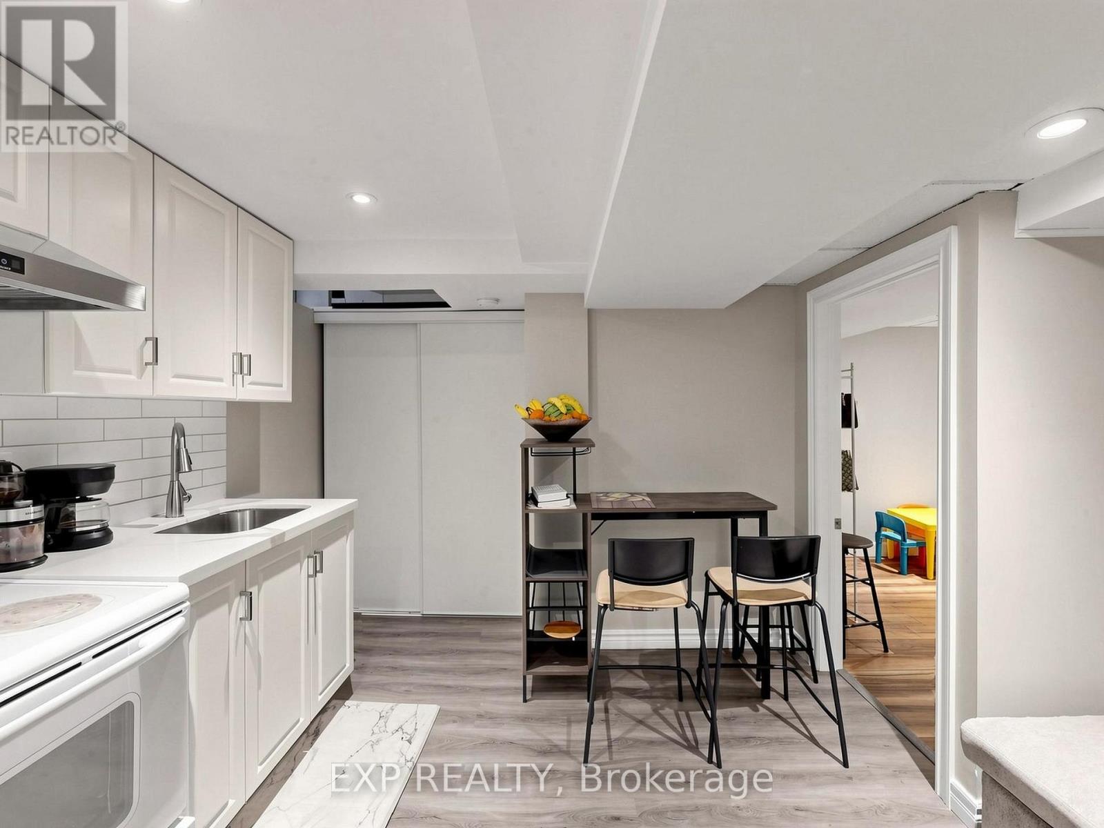 598 Stonebridge Lane, Pickering, Ontario  L1W 3B3 - Photo 42 - E13059950