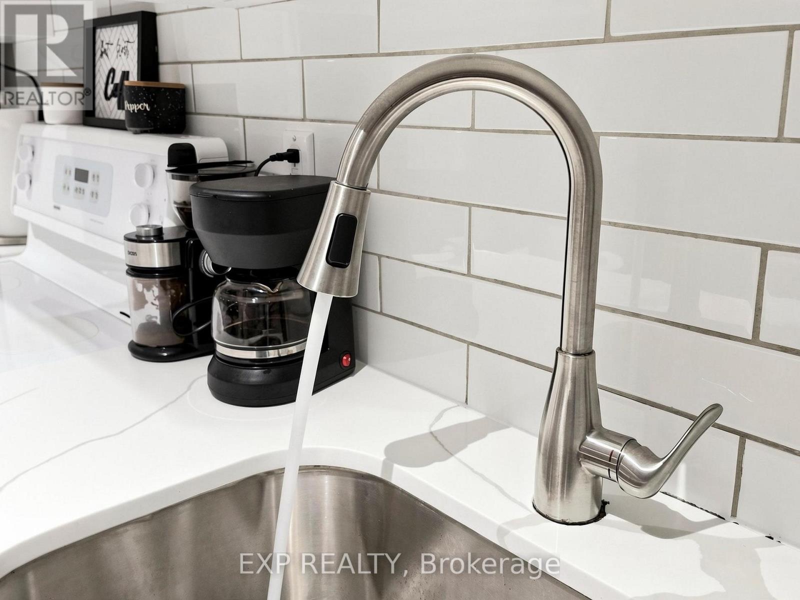 598 Stonebridge Lane, Pickering, Ontario  L1W 3B3 - Photo 45 - E13059950