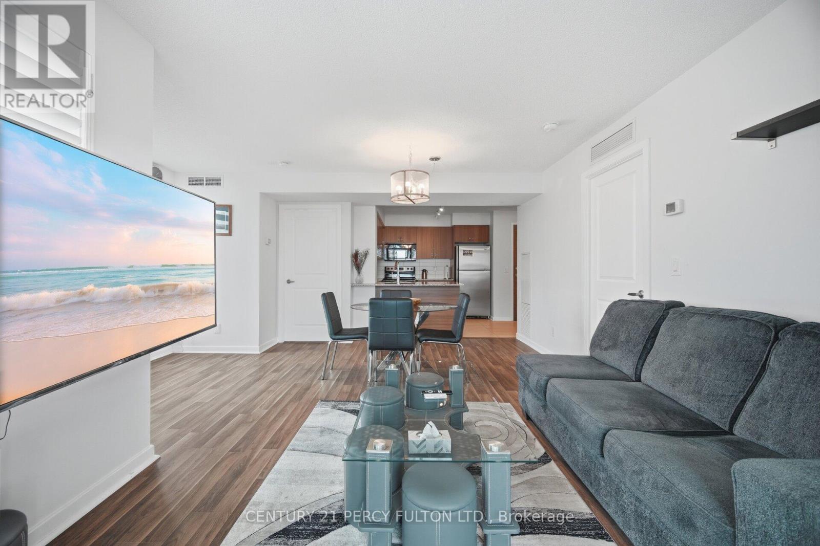 702 - 1235 Bayly Street, Pickering, Ontario  L1W 1L7 - Photo 17 - E13060096