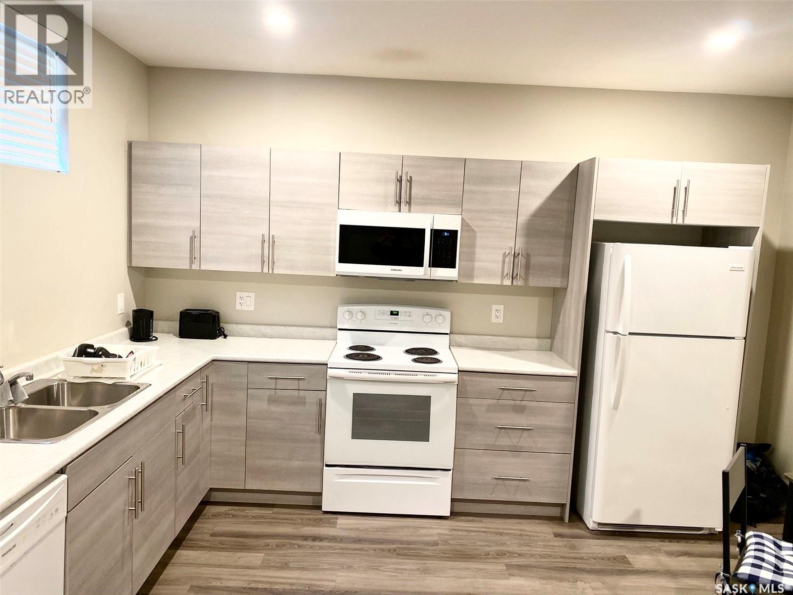 621 Feheregyhazi Boulevard, Saskatoon, Saskatchewan  S7W 0Z5 - Photo 13 - SK034272