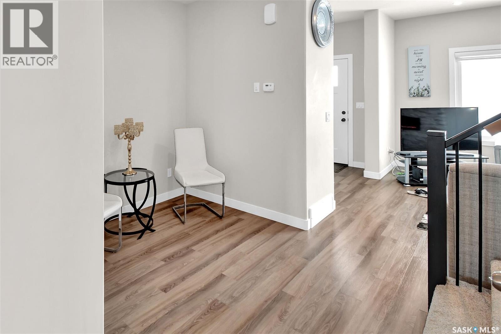 621 Feheregyhazi Boulevard, Saskatoon, Saskatchewan  S7W 0Z5 - Photo 8 - SK034272