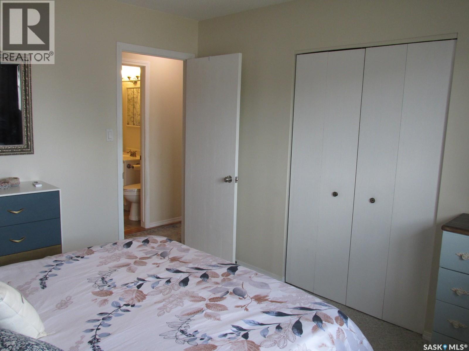 302 7th Avenue W, Nipawin, Saskatchewan  S0E 1E0 - Photo 19 - SK034271