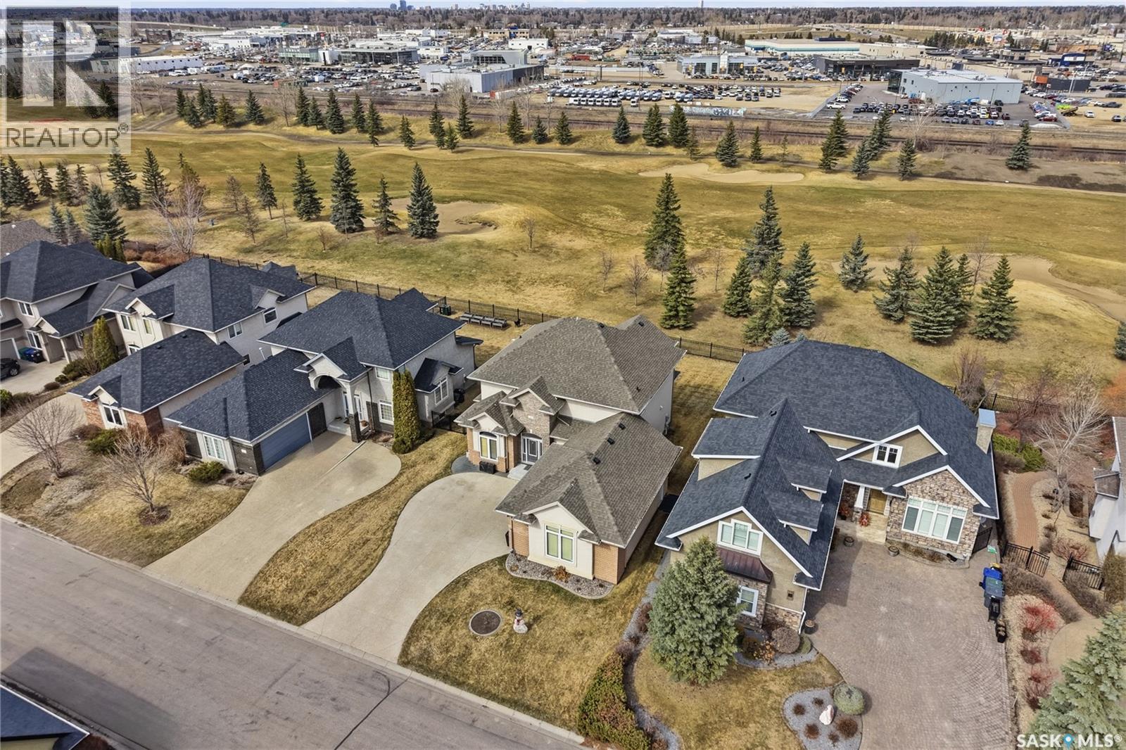 32 501 Cartwright Street, Saskatoon, Saskatchewan  S7T 1E1 - Photo 1 - SK034018