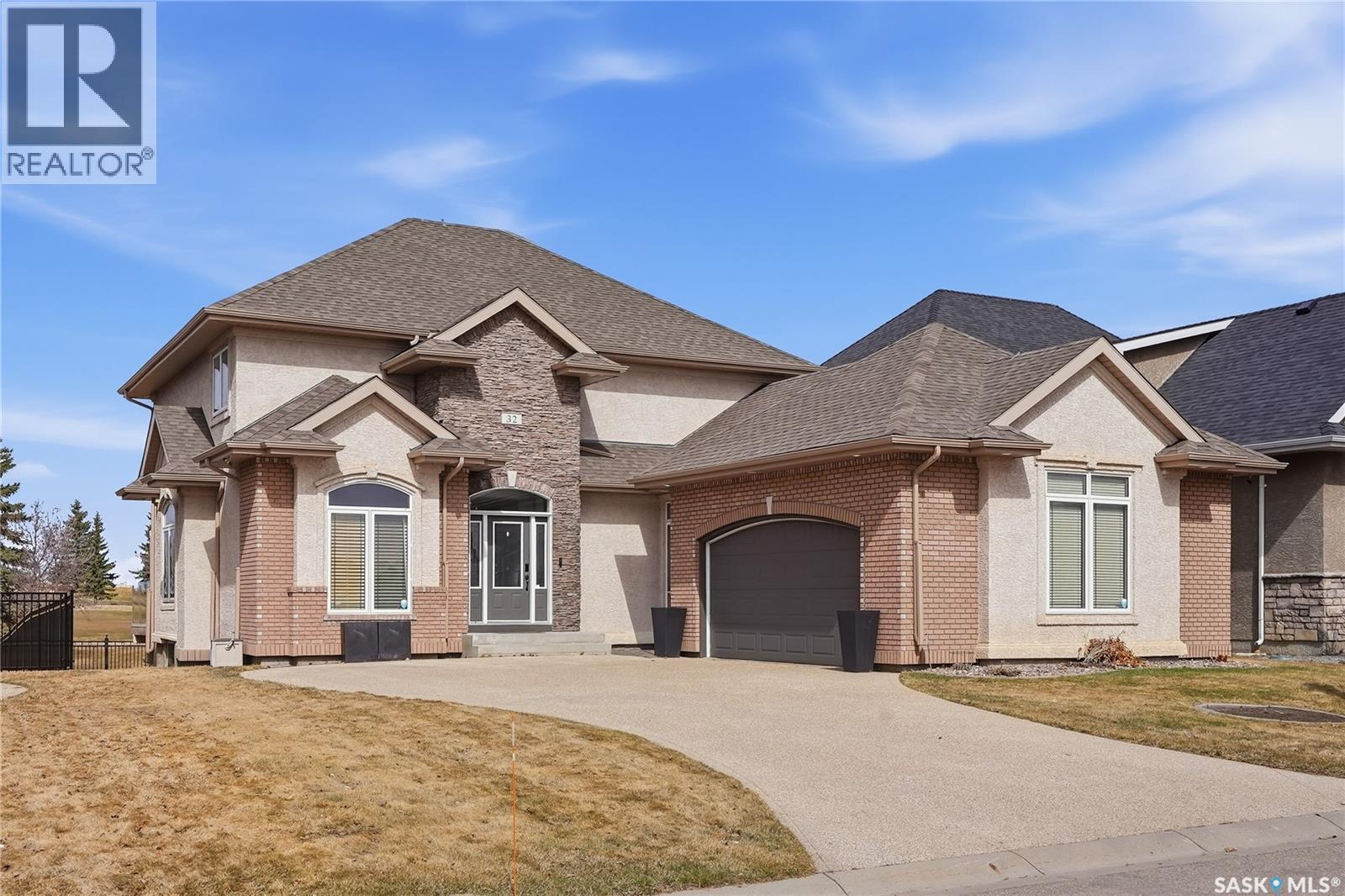 32 501 Cartwright Street, Saskatoon, Saskatchewan  S7T 1E1 - Photo 2 - SK034018