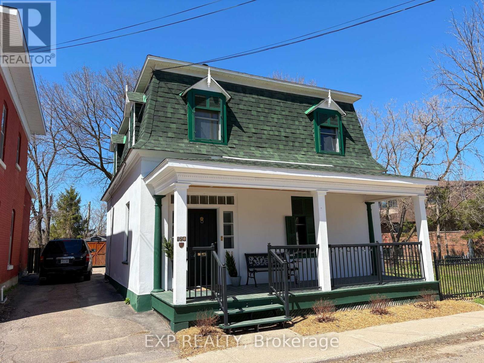 128 Renfrew Avenue E, Renfrew, Ontario  K7V 2W9 - Photo 2 - X12955118