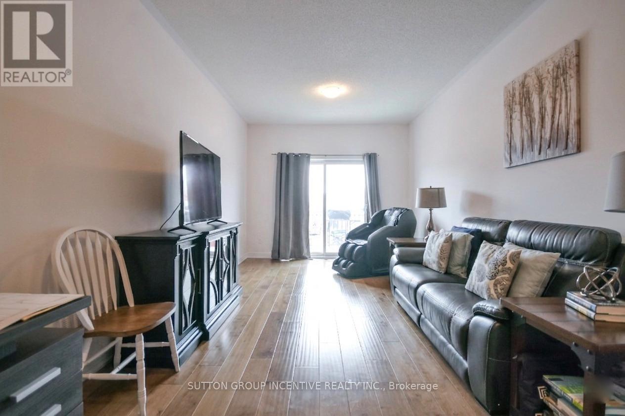 127 Isabella Drive, Orillia, Ontario  L0K 8K7 - Photo 7 - S13059924