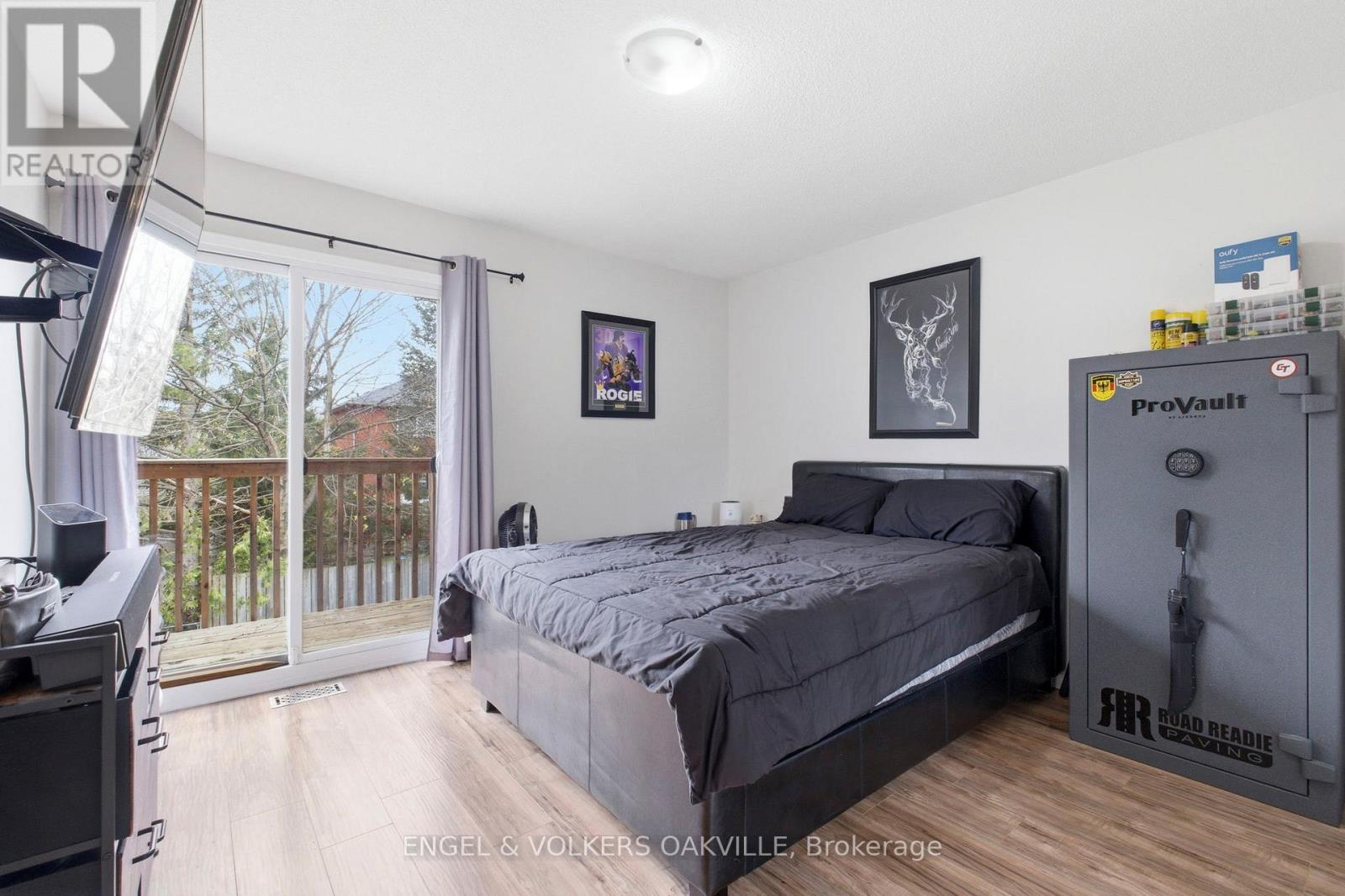 30 Porritt Street, Barrie, Ontario  L4N 6Y3 - Photo 17 - S13060048