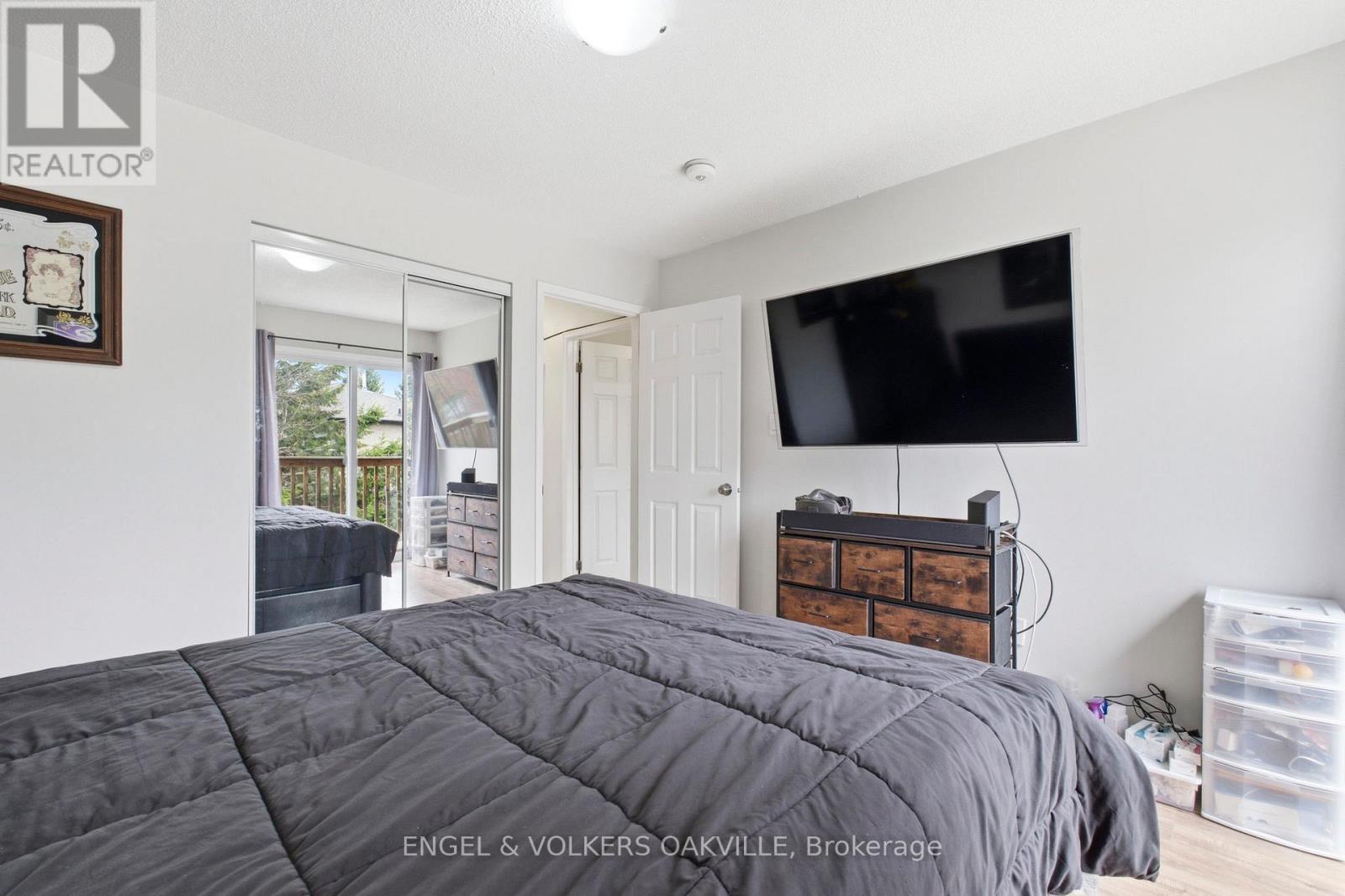 30 Porritt Street, Barrie, Ontario  L4N 6Y3 - Photo 18 - S13060048