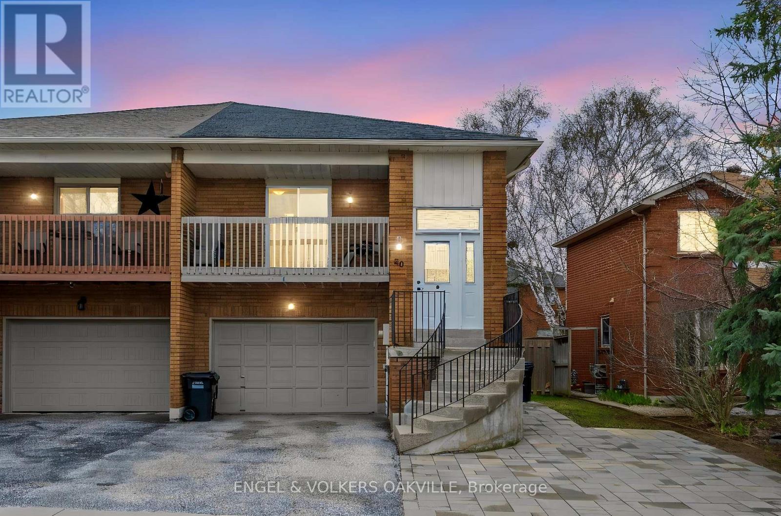 30 Porritt Street, Barrie, Ontario  L4N 6Y3 - Photo 2 - S13060048