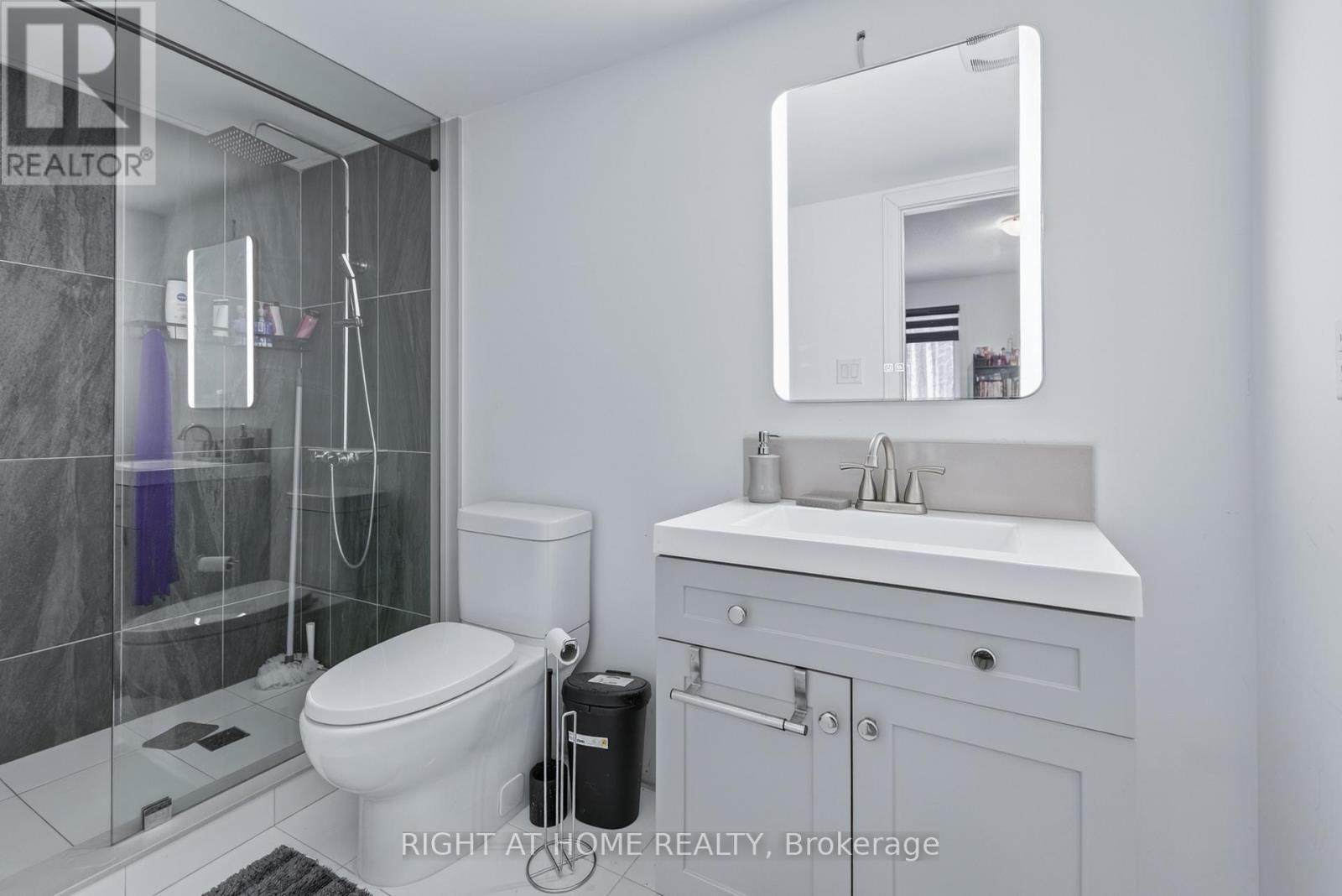 132 Blue Forest Crescent, Barrie, Ontario  L4M 7J6 - Photo 11 - S13060086