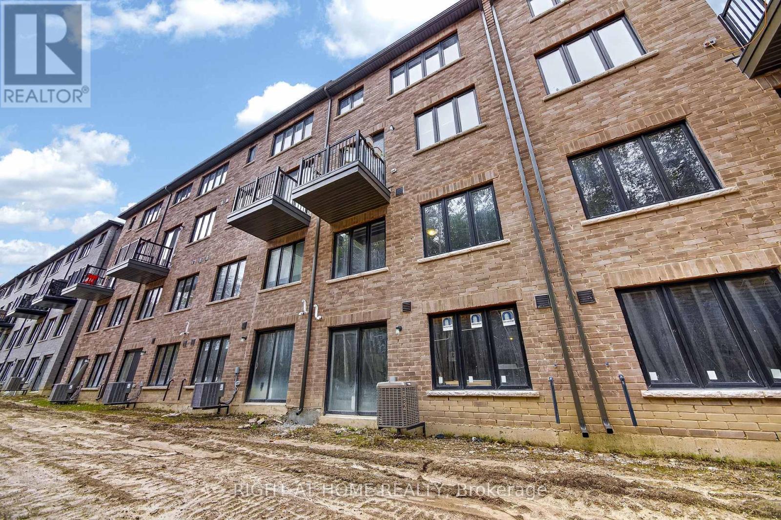 132 Blue Forest Crescent, Barrie, Ontario  L4M 7J6 - Photo 22 - S13060086