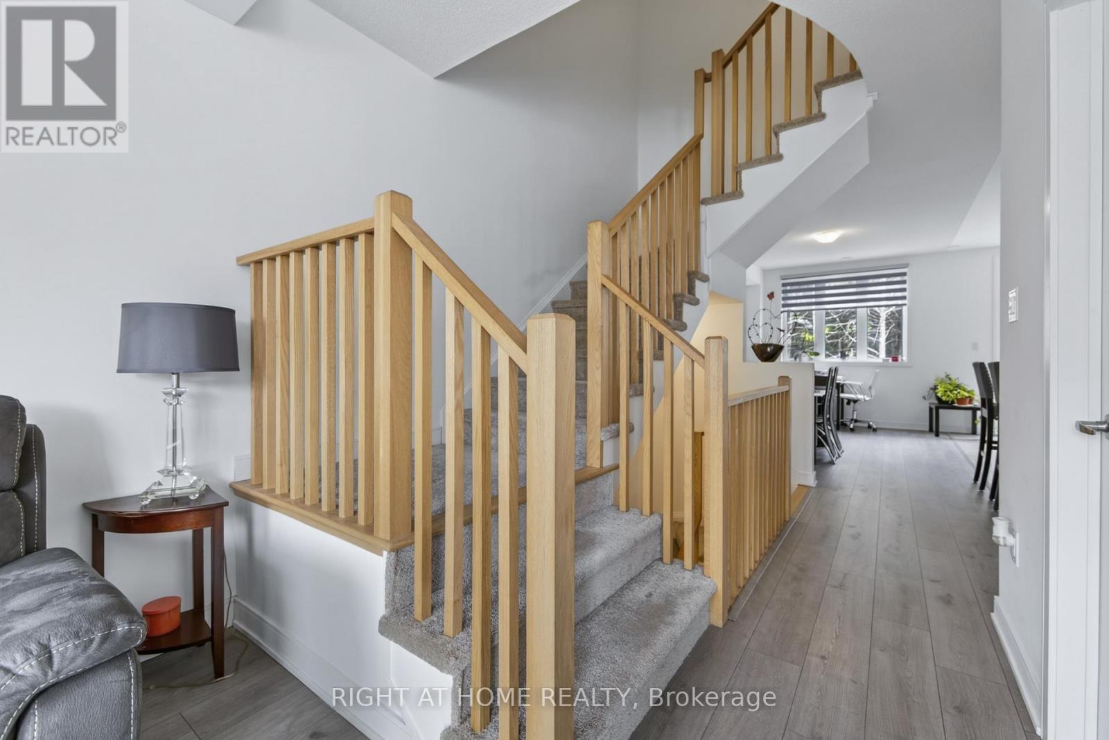 132 Blue Forest Crescent, Barrie, Ontario  L4M 7J6 - Photo 31 - S13060086