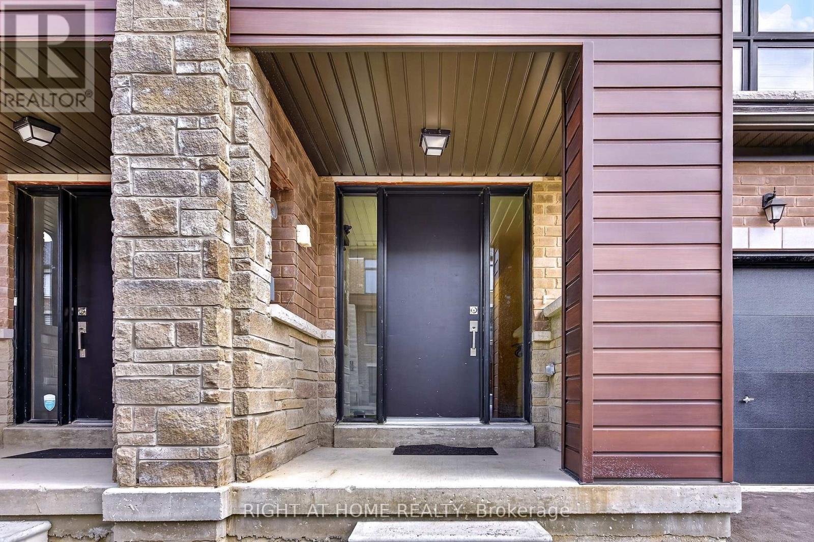 132 Blue Forest Crescent, Barrie, Ontario  L4M 7J6 - Photo 5 - S13060086