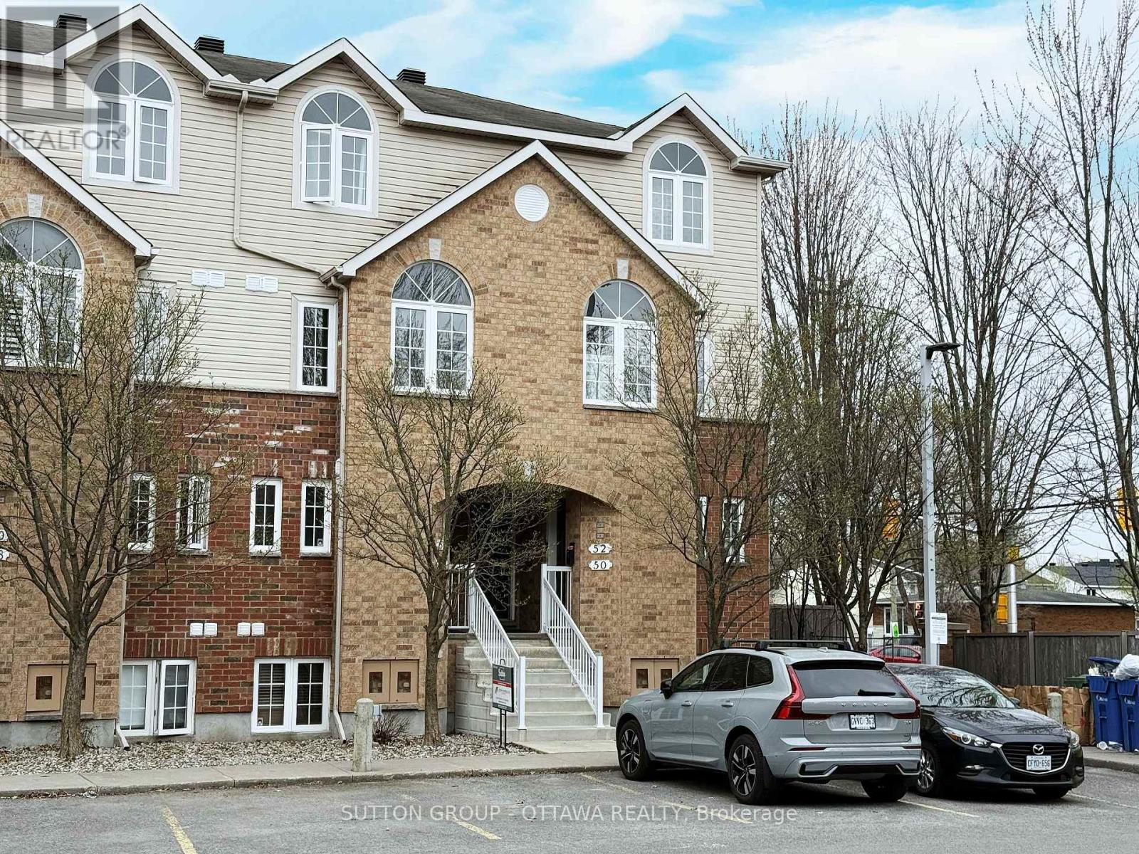 56 STEELE PARK PRIVATE, Ottawa, Ontario