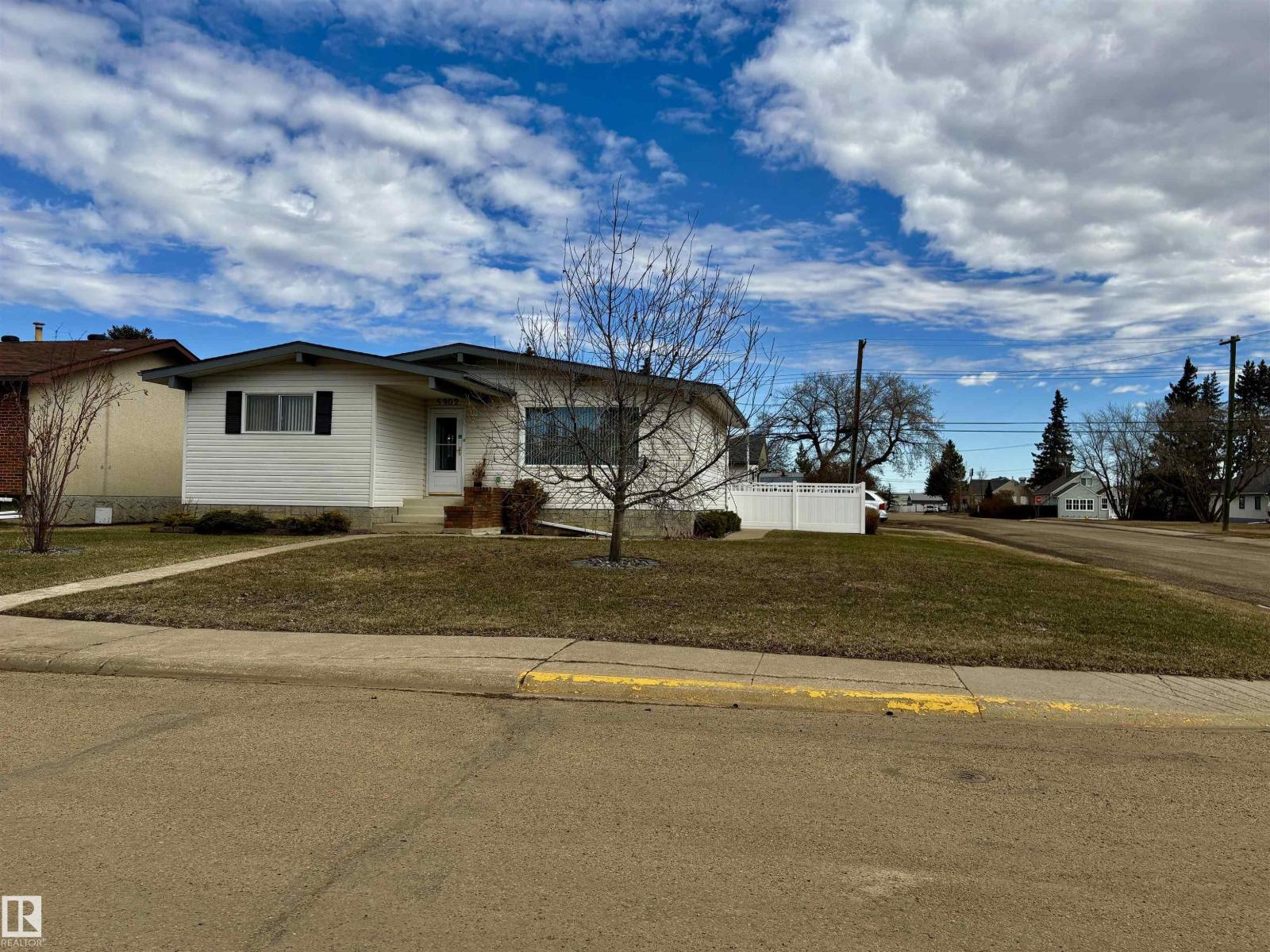 5302 48 Av, Vegreville, Alberta  T9C 1N1 - Photo 7 - E4483422