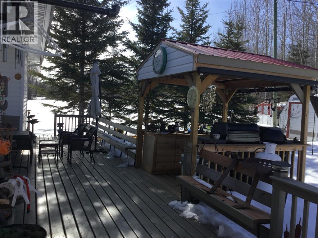 453 Grassy Way, Red Earth Creek, Alberta  T0G 1X0 - Photo 14 - A2215774