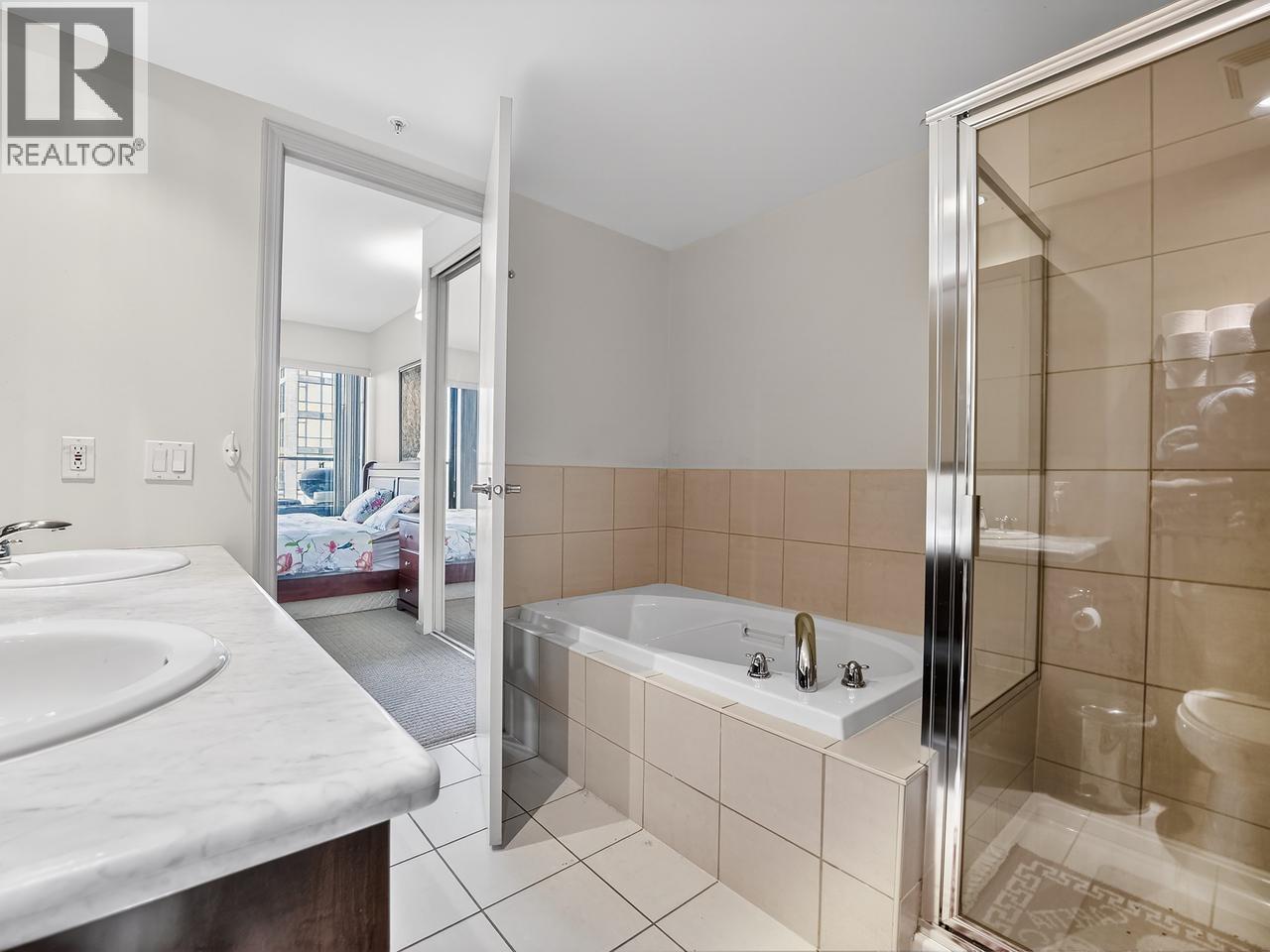 1502 7388 Sandborne Avenue, Burnaby, British Columbia  V3N 5C4 - Photo 14 - R3117396