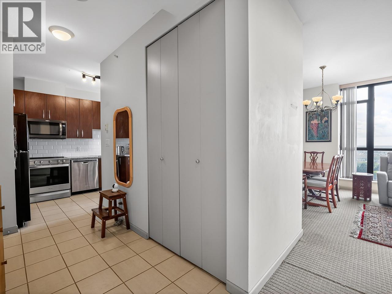 1502 7388 Sandborne Avenue, Burnaby, British Columbia  V3N 5C4 - Photo 17 - R3117396