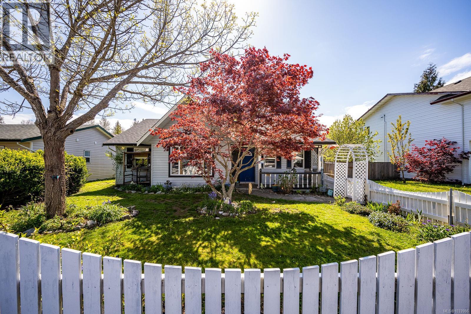 1367 LARSEN Rd, Courtenay, British Columbia