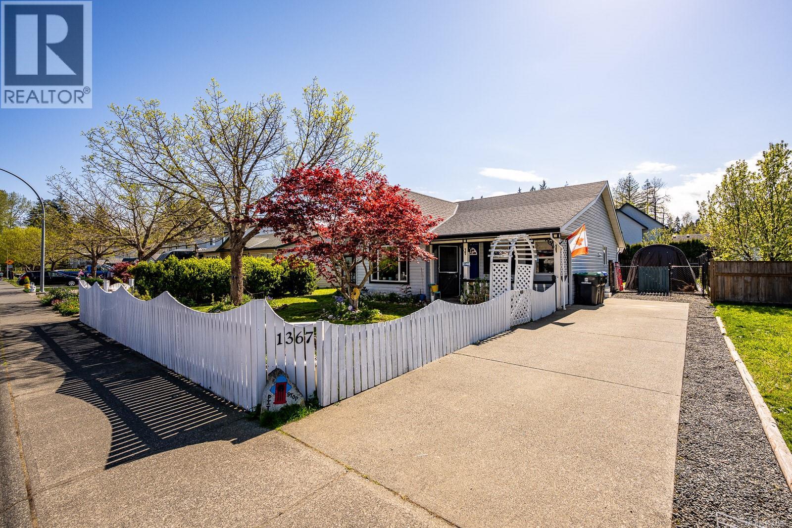 1367 Larsen Rd, Courtenay, British Columbia  V9N 8Y9 - Photo 2 - 1033986