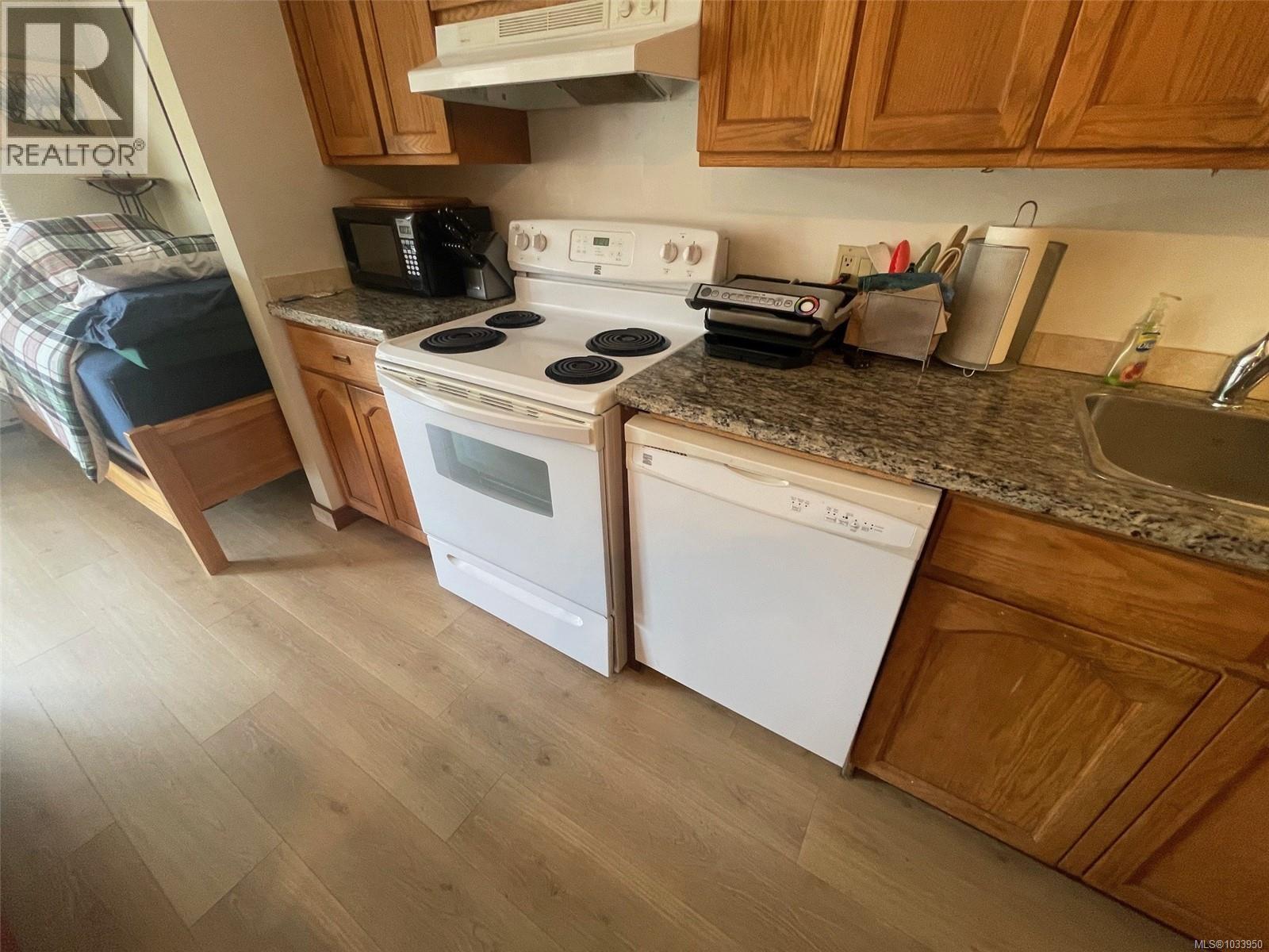 304 30 Cavan St, Nanaimo, British Columbia  V9R 6K3 - Photo 10 - 1033950