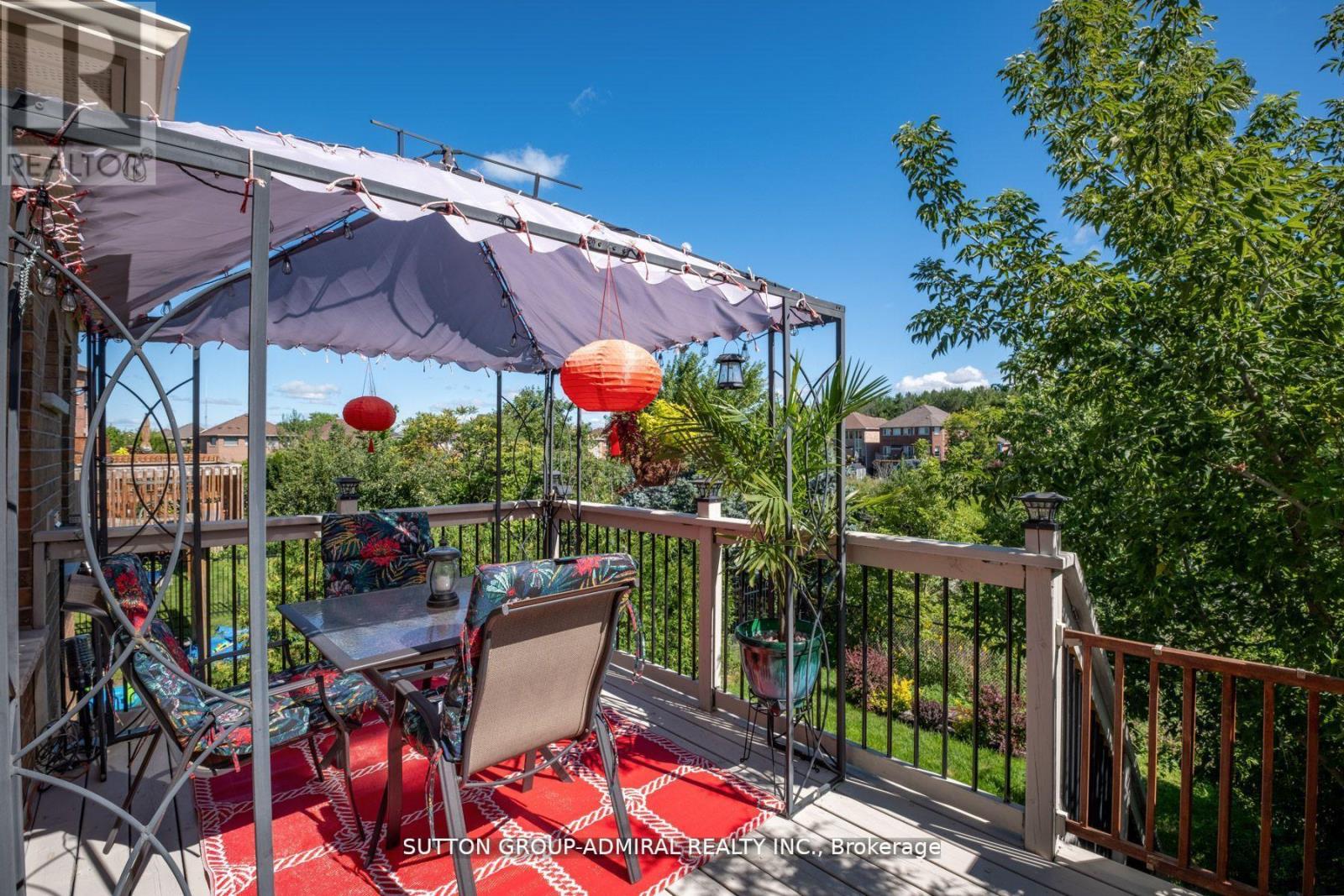 43 Crestridge Drive, Caledon, Ontario  L7E 2T9 - Photo 3 - W13059902