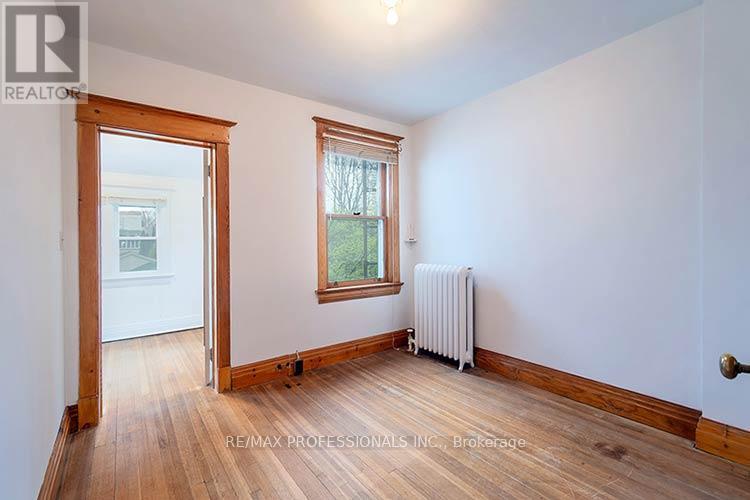 316 Durie Street, Toronto, Ontario  M6S 3G3 - Photo 23 - W13059920