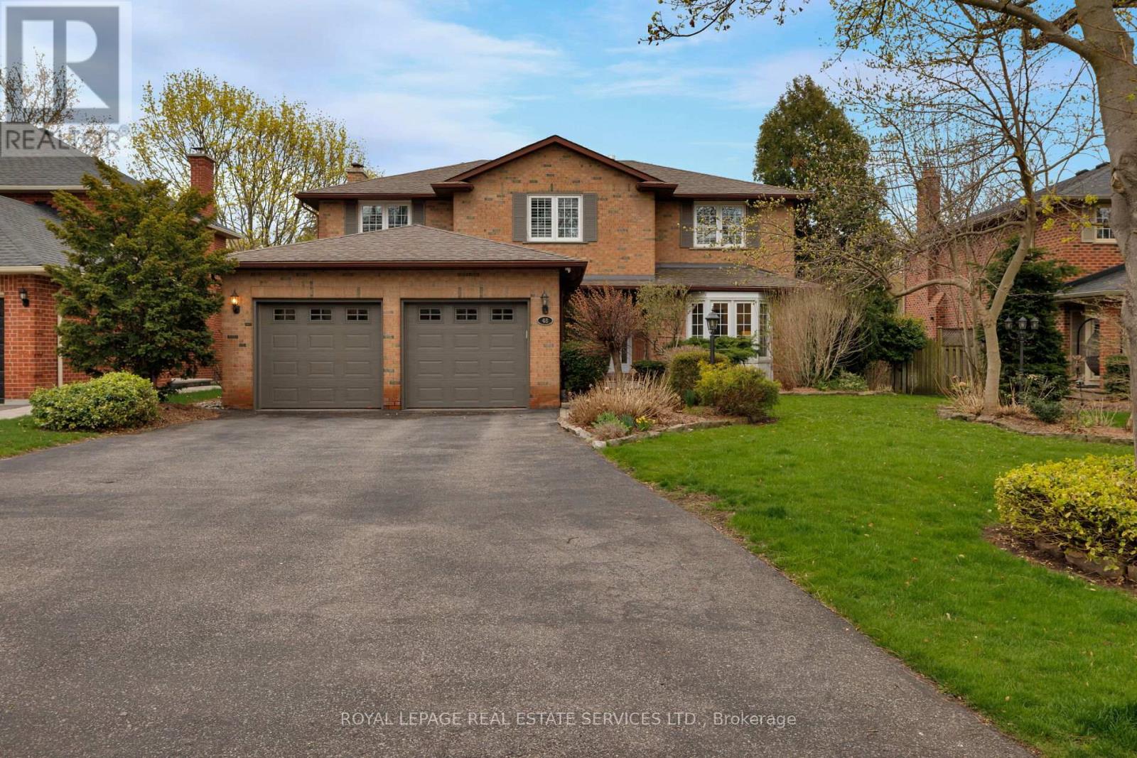 48 CUDMORE ROAD, Oakville, Ontario